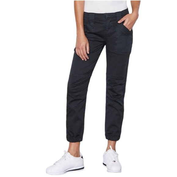 Frame || NWOT || Washed Black Cargo Cropped Pants - Picture 1 of 11